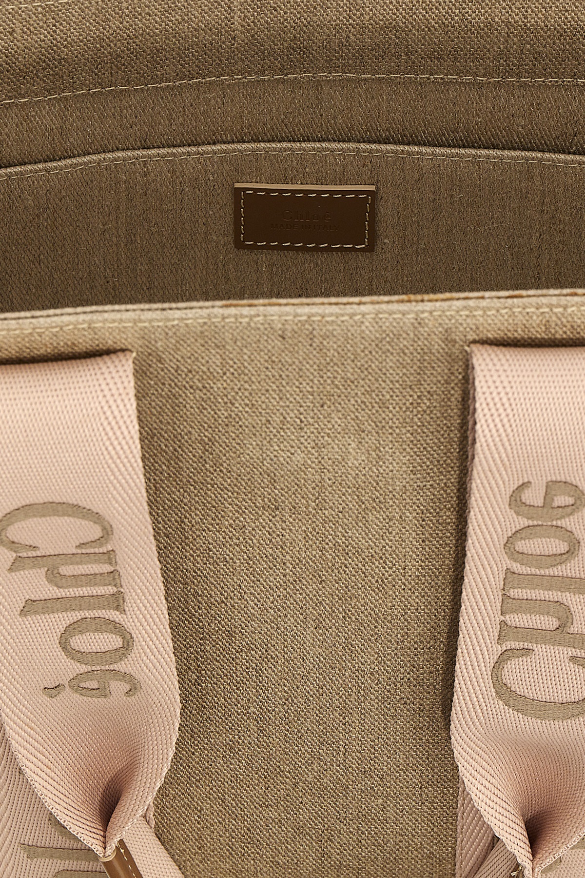 Chloe - Image 4